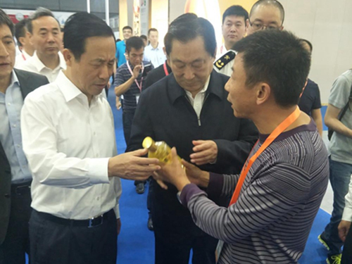 UG环球视讯,油茶种植出产加工销售,植物油种植出产加工销售